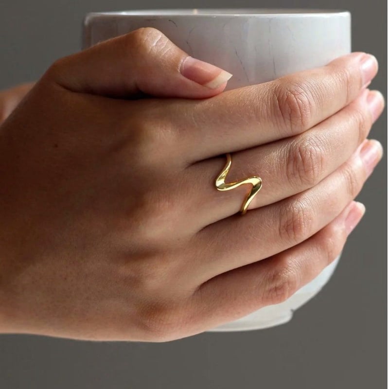 Anillos sortijas joyeria fina modelo curva acero inoxidable regulable GENERICO falabella