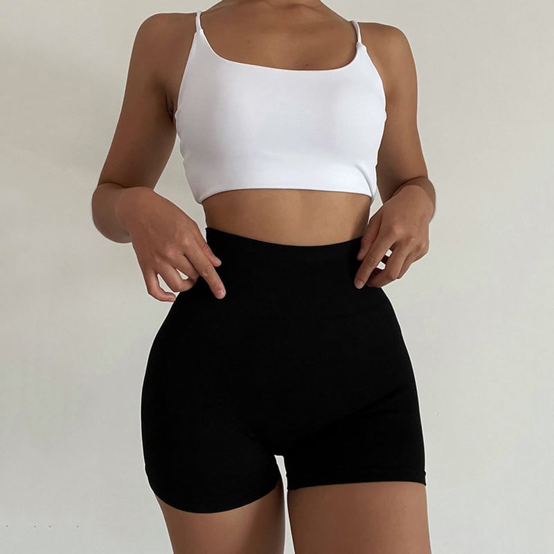 Mujeres con short de licra shop