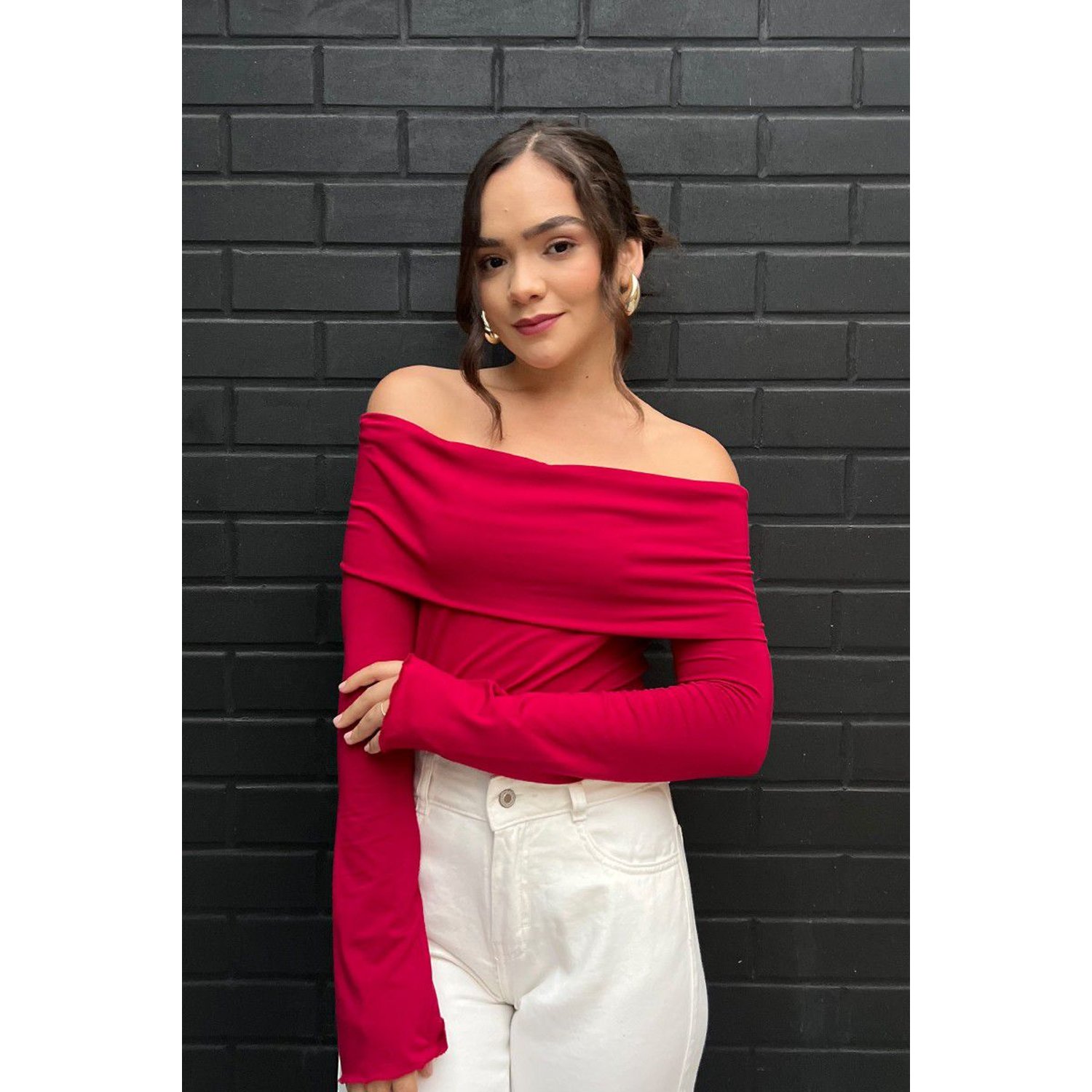 Blusa off shoulder manga larga hotsell