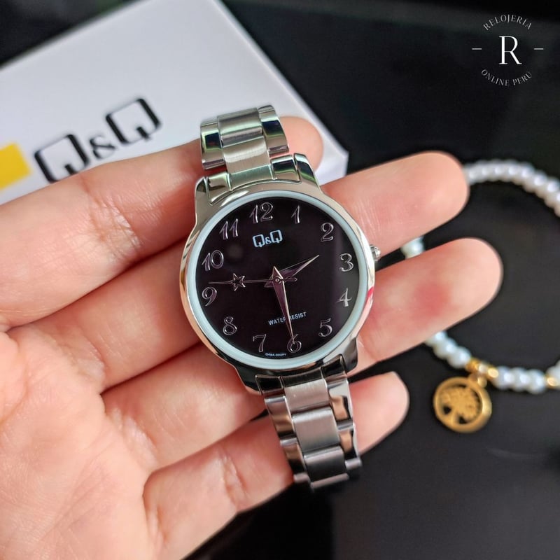 Reloj q&q plateado shop