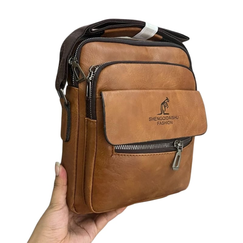 Morral mensajero en cuero Pu para hombre GENERICO falabella