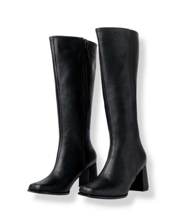 Botas de Cuero Punta 7 Cuadrada con Medallon Color Negro main image 0