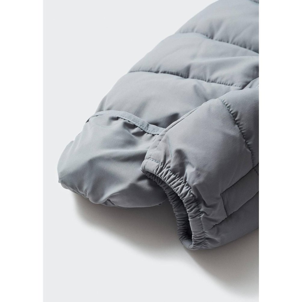 Béisbol Y Bate De Béisbol Aislado Sobre Fondo Blanco. | Foto Premium