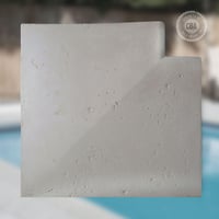 Piso Borde Esquina Piscina 50x50 cm Unidad Blanco Albo Coralino