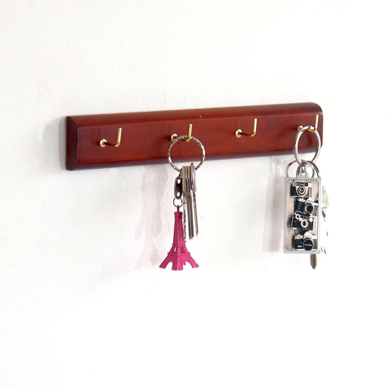 Perchero para llaves en madera shop