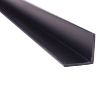 Ángulo 15mm PVC negro 1m. con Protecciónes