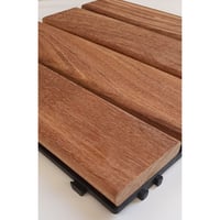 Piso deck tile madera de Cumarú 30X30