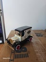 Autito coleccionable Ford T  (blanco)