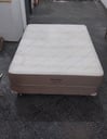 Cama sommier Queen 1.90m*1.40m (Buen Estado)