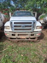 Ford Camión Regador de agua F-750 XL Superduty,Año 2005. DOM:BNL347.Ubicación:   Asunción,Paraguay
