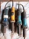 RECTIFICADORA ELECTRICA MAKITA ( 2 uni.) + RECTIFICADORA ELECTRICA BOSCH ( 2 uni.) + RECTIFICADORA ELECTRICA DEWALT ( 1 uni.)