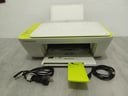 Impresora DeskJet 2135 con cables (en funcionamiento)