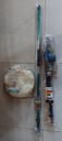 juego de pesca 1 bara de pescar extendible de 3,50 mts  mas 1 unidad de medio mundo de mango extendible de 2,40 mts  mas 1 bolsa  flotante para pesca de Nylon (nuevo)