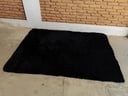 Alfombra peluda negro (Buen estado) 2.00m*1.40m