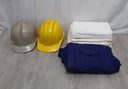 2 Cascos de trabajo: amarillo y gris + Un oberol azul de trabajo Condor nro.50  (USADO) + 4 sábanas mortuorias impermeable blanco