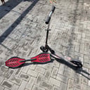 Un patinete (scooter) + Waveboard (Usado, Buen estado)