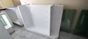 Mueble exhibidor con 2 divisorias (sin vidrios) (Alto 1.30m, Largo 1.50m, Profundidad 0.60cm)