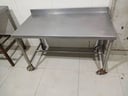 Mesada de Inox con ruedas (Largo: 1,16m, Alto: 70cm, Profundidad:60cm) A DESMONTAR