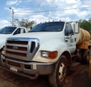 Ford Camión Regador de agua F-750 XL Superduty,Año 2005. DOM:BNL362.Ubicación: Asunción,Paraguay