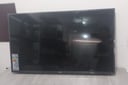 Televisor LG 43 pulgadas (Pantalla rota) (Se desconoce su funcionamiento)