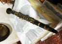 Antiguedades: Clarinete de madera de ebano con herrajes metalicos Clásicos, medidas: 0,53cm
