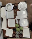 JUEGO DE UTENWILIOS DE COCINA EN CERAMICA (TAZAS PARA SOPA, PLATOS, BANDEJAS, SOPERA, SALSEROS- ALGUNAS FISURADAS)