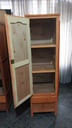3 Roperos de madera: un ropero con cajón, sin cerradura, puerta suelta (falta colocar) + un ropero sin cajón, sin cerradura, puerta suelta (falta colocar) + un ropero con puerta y cajón, con cerradura (sin llave)
