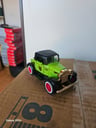Autito coleccionable Ford T  (verde limón)