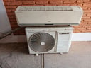 Aire Acondicionado AIRWAY 24.000BTU (en funcionamiento) + caño de cobre, rejillas, controles varios (para repuesto )