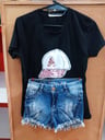 Remera negro talle L + short vaquero talla 36 (sin uso) 