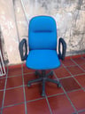 Silla de escritorio con ruedas