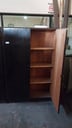 Armario de madera ( Ancho: 1/15m Profundida: 38cm Alto:1/80m)