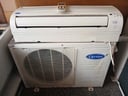 Aire Acondicionado Carrier 12.000 BTU con control (Se desconoce funcionamiento)