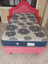 Cama + colchón con 2 esquineros (Largo 1,90m, Ancho 1,00m, Alto 0,40cm)