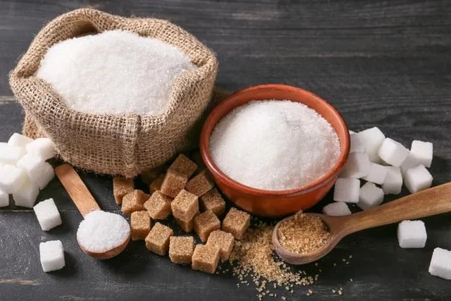 Sugar’s Hidden Impact: Nutrient Depletion and Beyond – Insights from a Cosmetic Physician
