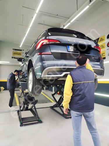 AUTO KİNG KADIKÖY ÖRNEK OTO EKSPERTİZ