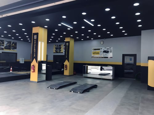 AUTO KİNG ÇEKMEKÖY GÜNGÖREN OTO EKSPERTİZ