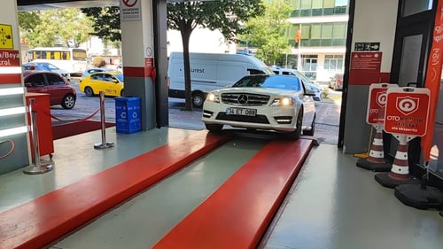 OTORAPOR ÜMRANİYE ŞERİFALİ OTO EKSPERTİZ
