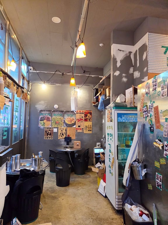 김숙성 검단 내부 빈티지 인테리어 포스터