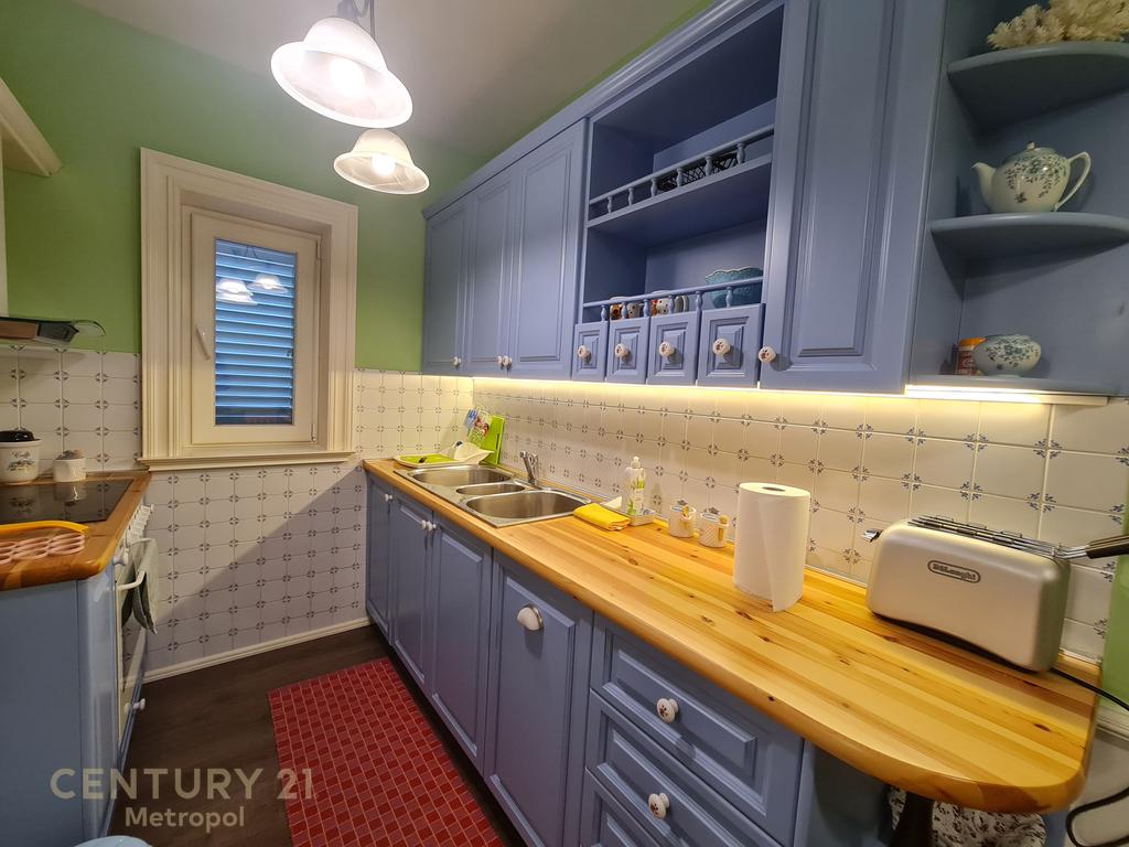 For rent, a 2+1 apartment, Kinostudio.