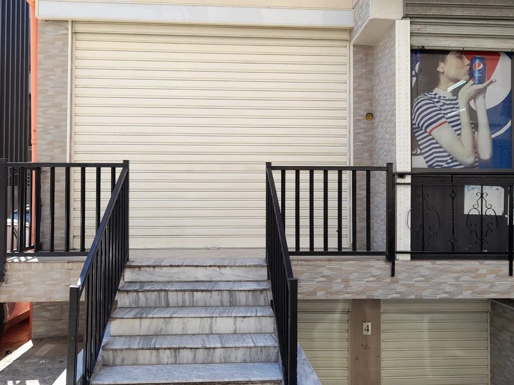Shop for sale in Vasil Shanto.