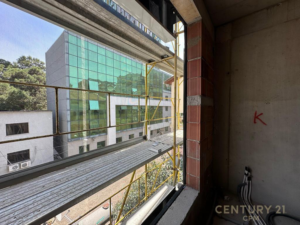 OPPORTUNITÀ! APPARTAMENTO 1+1 IN VENDITA NEL CUORE DI TIRANA PRESSO "SCANDERBEG RESIDENCE"