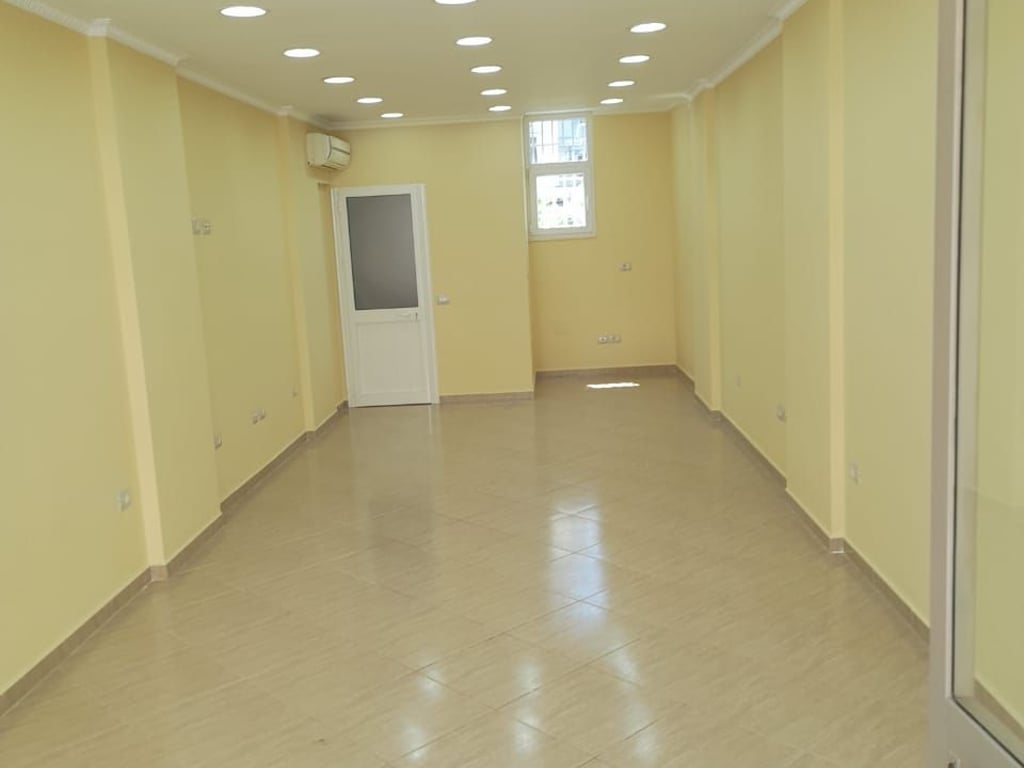 Shop for sale in Vasil Shanto.