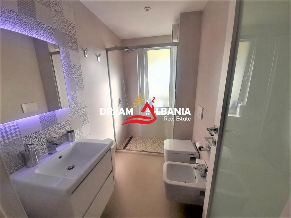 Appartamento 2+1+2 in affitto in Via Bogdaneve a Tirana (ID 42211195)