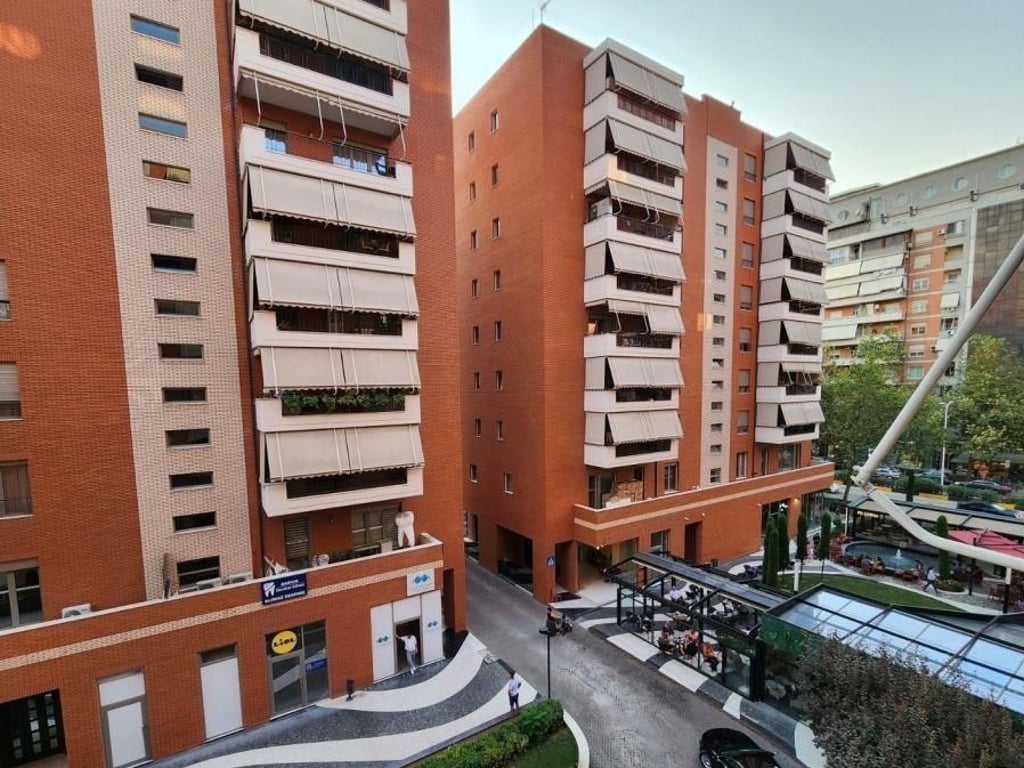 Vendesi Appartamento 2+1 nel Complesso Delijorgji-