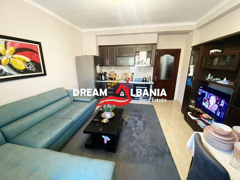 Apartament 1+1 me Qera ne Rrugen e Dibres, prane Vila Gold ne Tirane (ID 42111359)