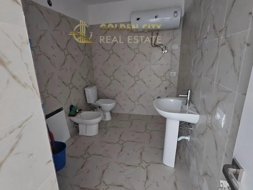 Vendesi super appartamento a Vollga.