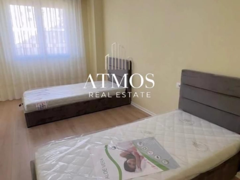 Jepet me qera apartament 2+1 te Grand Gallery, Misto Mame 