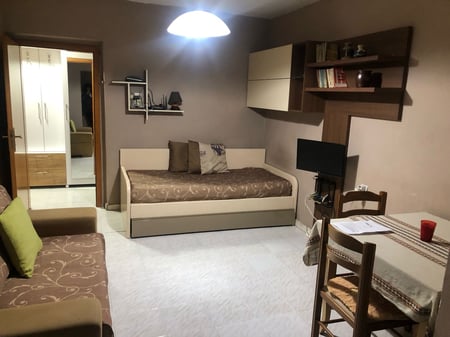 Appartamento 3+1+2 in affitto a 21 Dicembre, Incrocio (550 Euro)