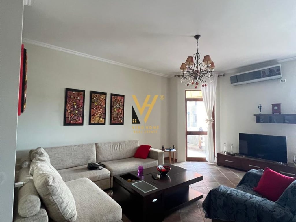 AFFITTASI APPARTAMENTO 1+1+BLK A SQUARE 21 65.000 LEK